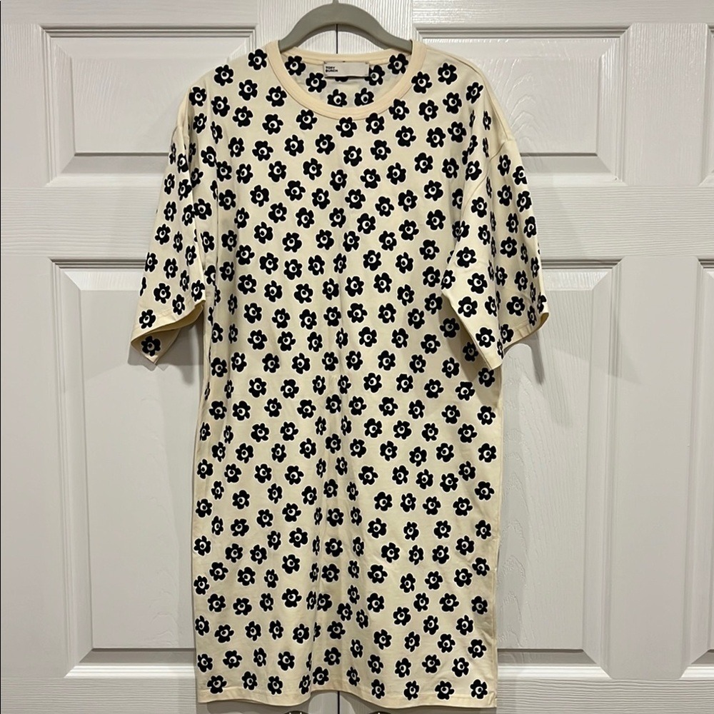 Tory Burch Flower Stencil T-Shirt Dress Womens Black White Retro Size XS
